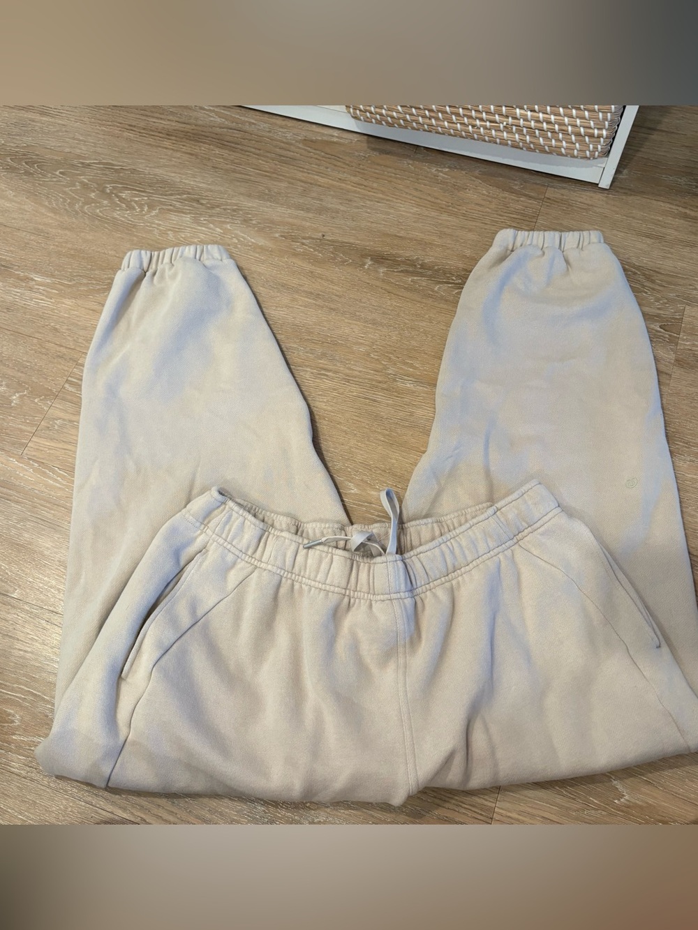 Men's Lululemon Cream Drawstring Sweatpants